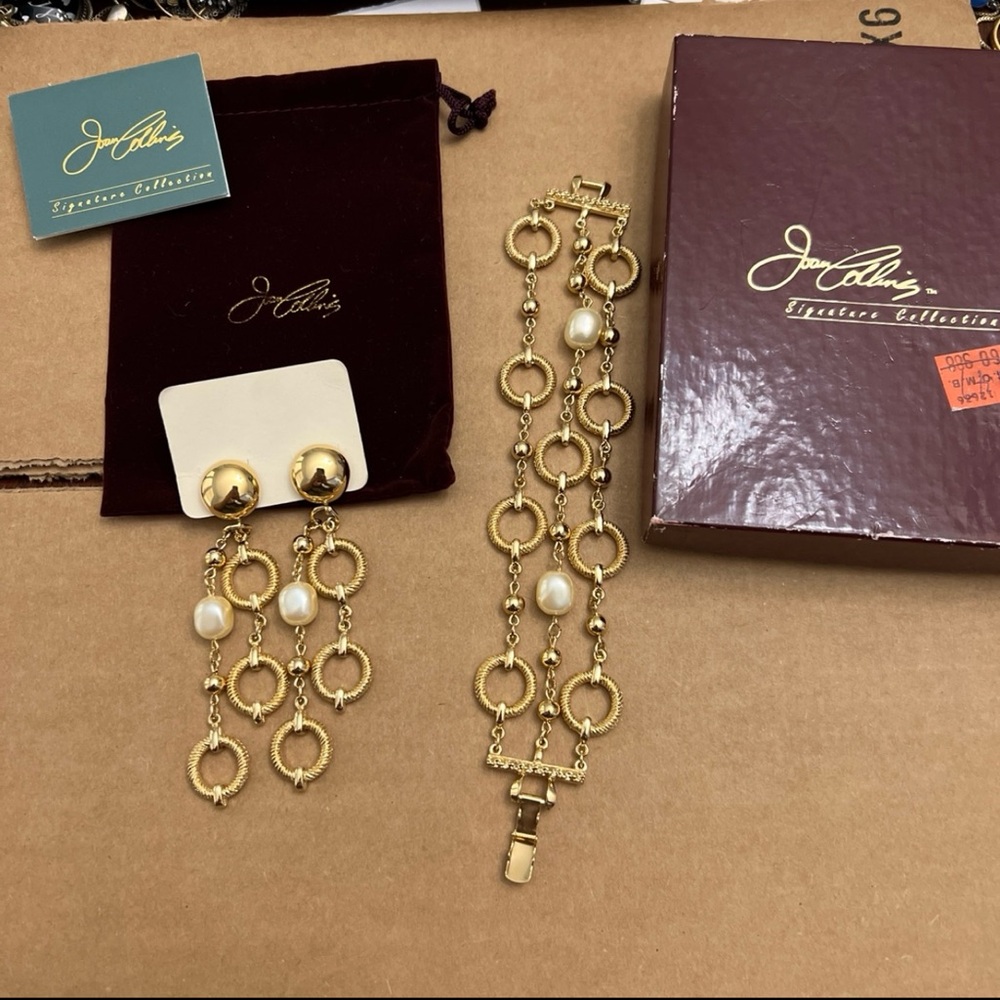 Joan Collins jewelry set